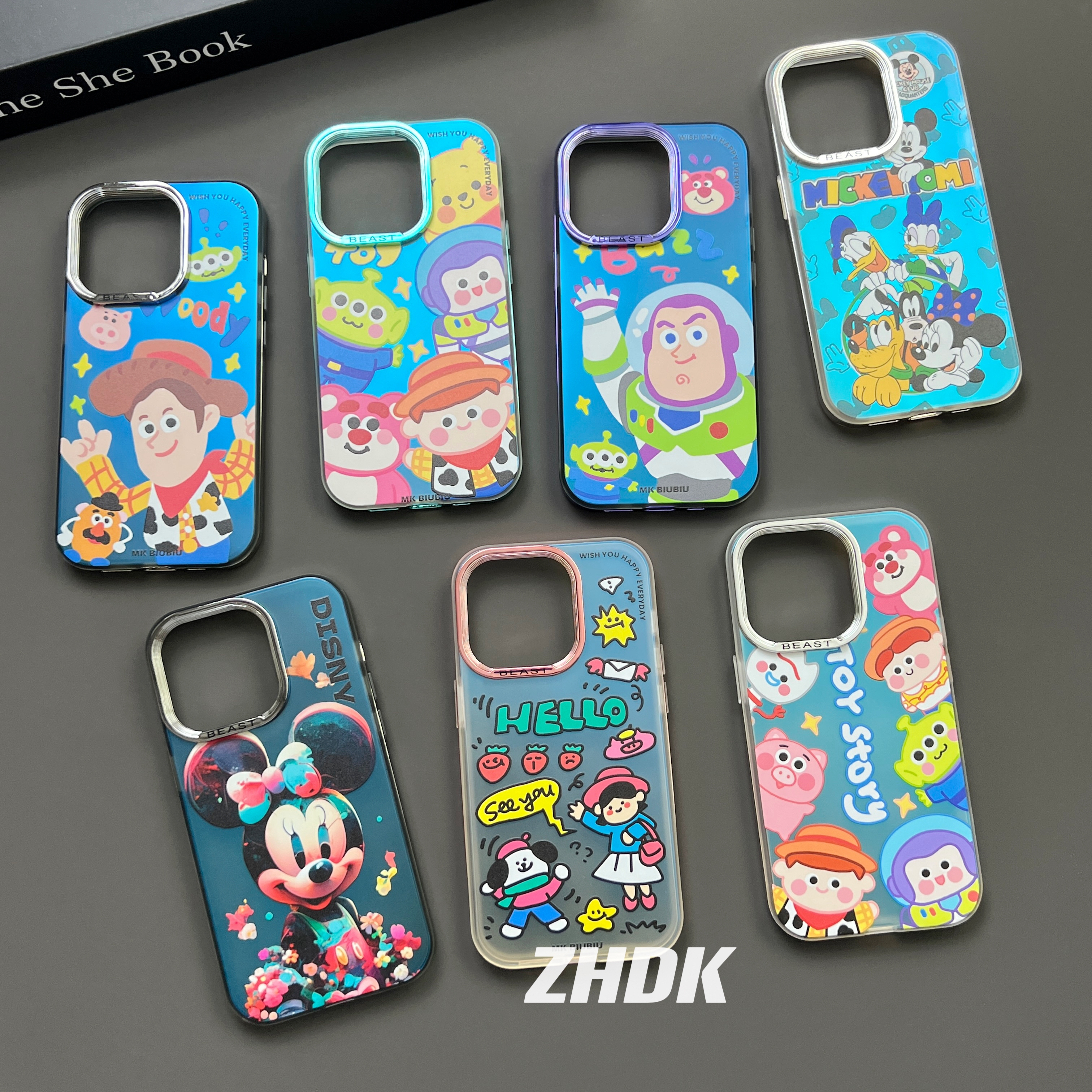 电镀高级感卡通潮牌适用iphone15promax苹果手机壳14网红13小众12