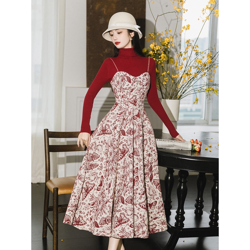 复古法式蝴蝶印花吊带连衣裙配红色打底针织上衣两件套装喜庆套装