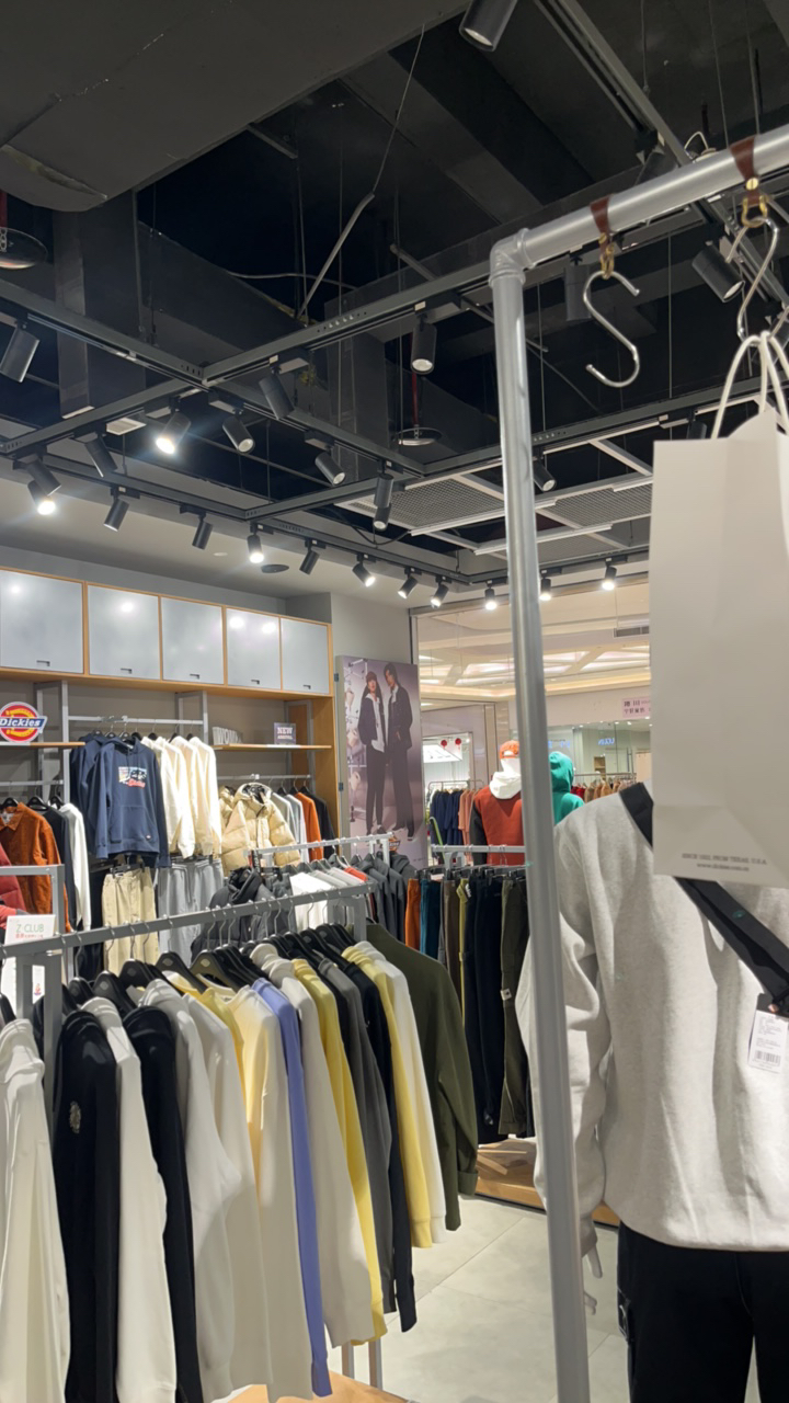 实体发疯。。。。上衣价格