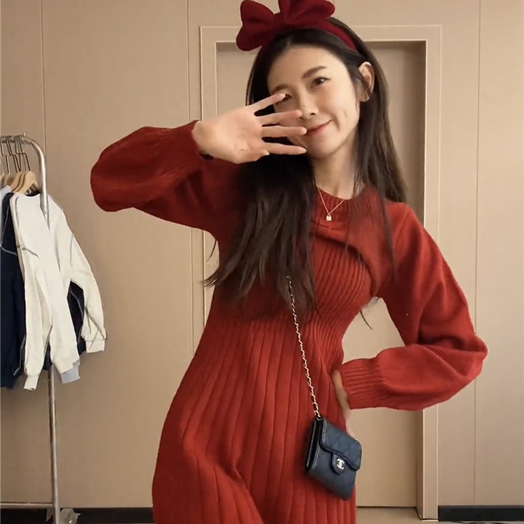 法式漂亮连衣裙子女秋冬2023新款红色内搭针织毛衣裙圣诞新年战袍