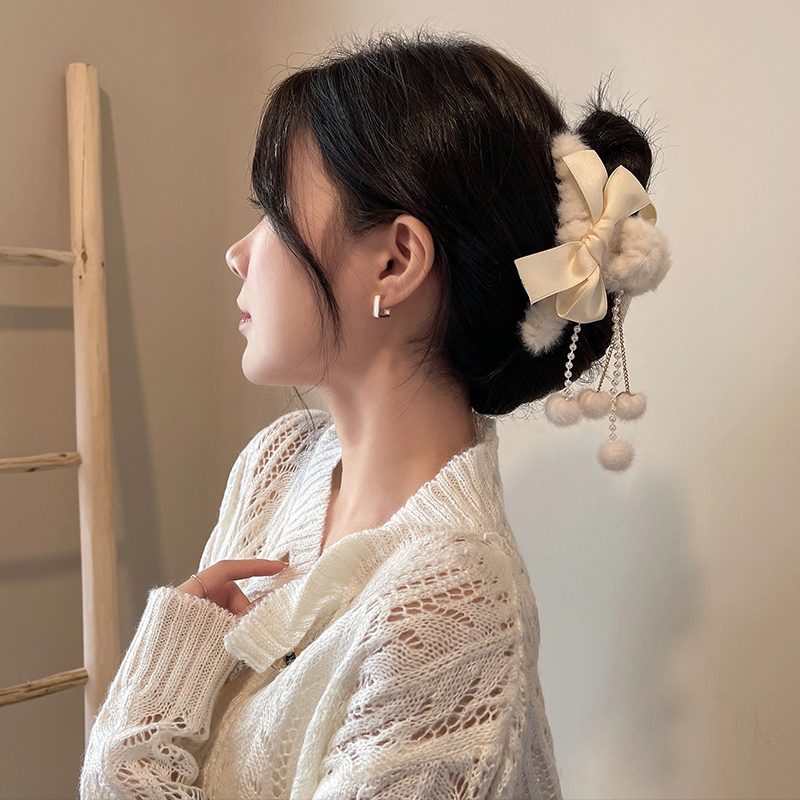 秋冬流苏蝴蝶结发夹毛绒抓鲨鱼夹发卡送给女朋友气质网红时尚古风