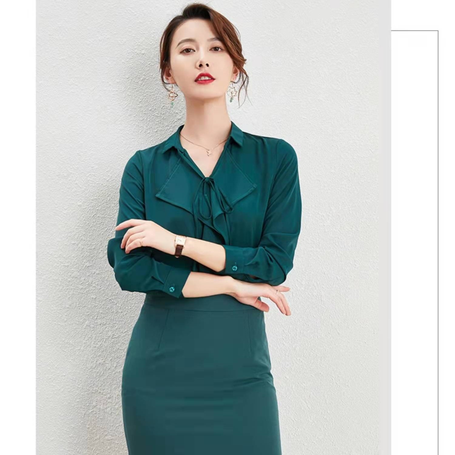 Z职业装女气质时尚工作服夏法式OL美容师短袖制服正装B0372