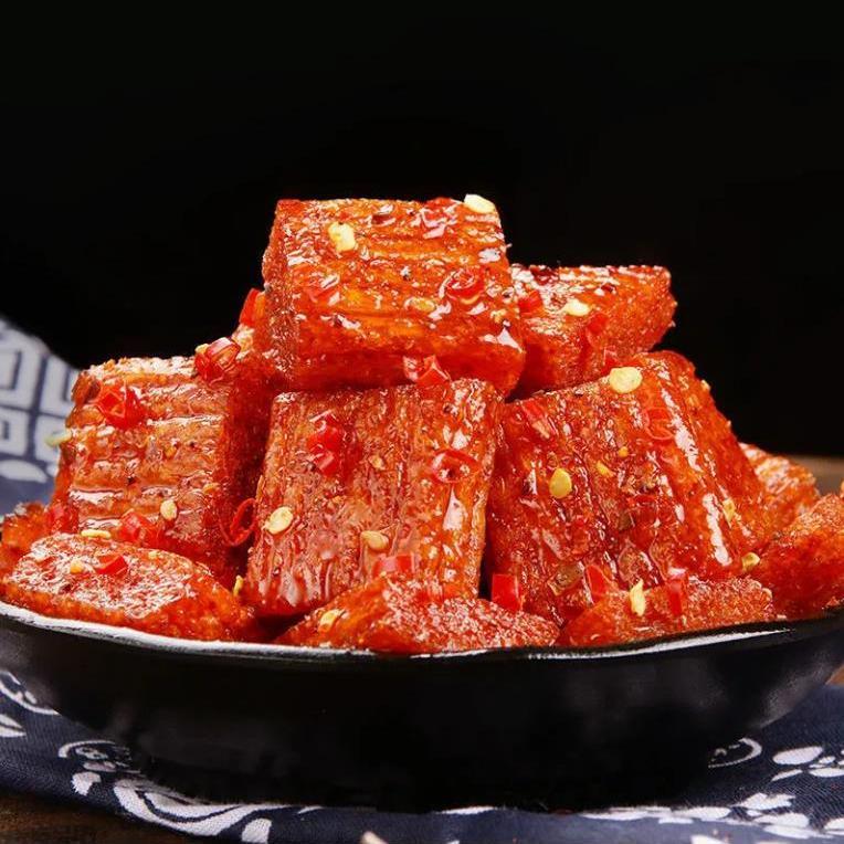 【特价】素大刀肉辣条辣块麻辣零食大礼包儿时怀旧零食小吃一整箱