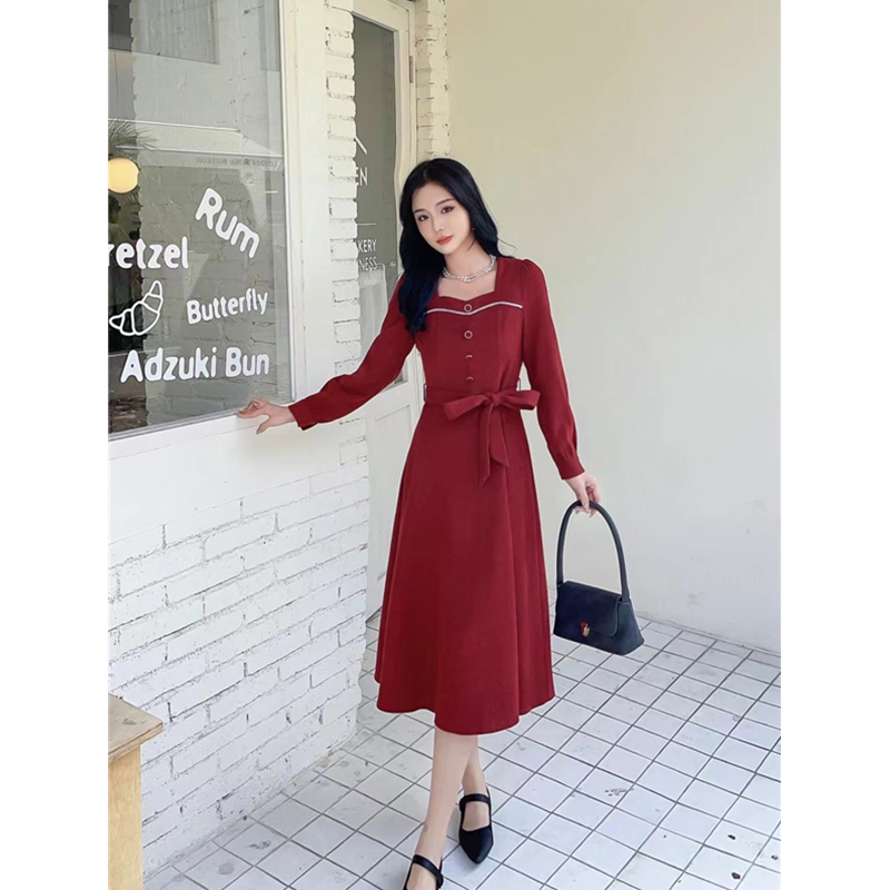 2023时尚气质长袖收腰连衣裙