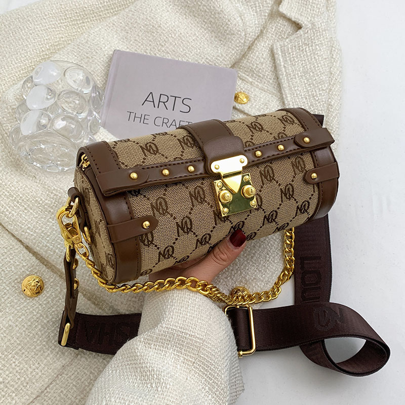 法式小众设计链条波士顿包包女2023爆款网红百搭质感斜挎包圆筒包