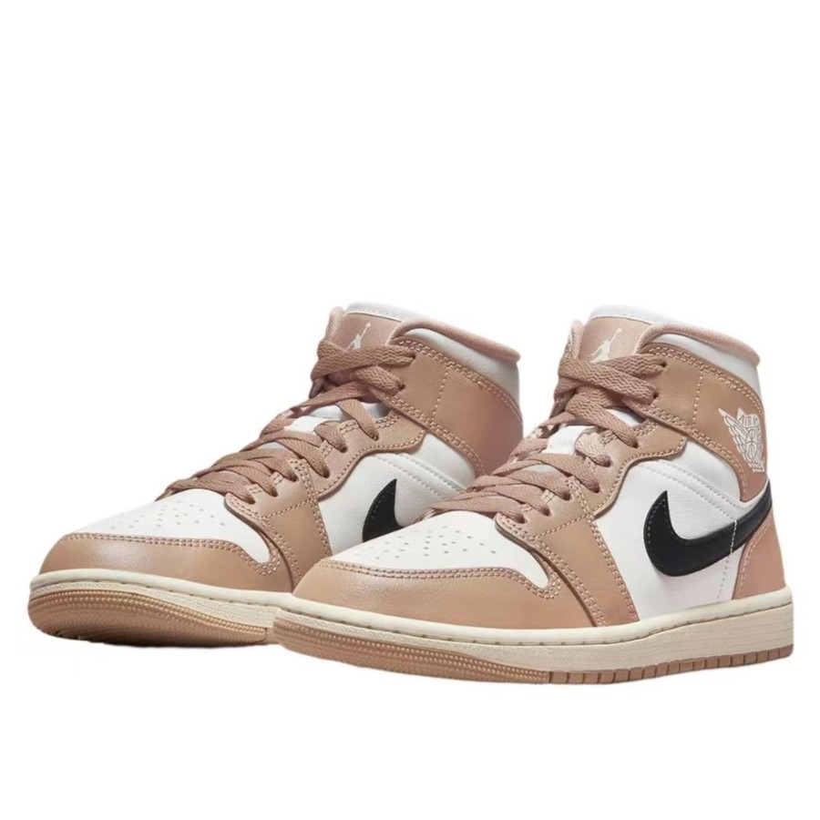 【世贸天阶JD】Jordan 1 Mlid中帮复古板鞋女款浅棕褐色BQ6472103