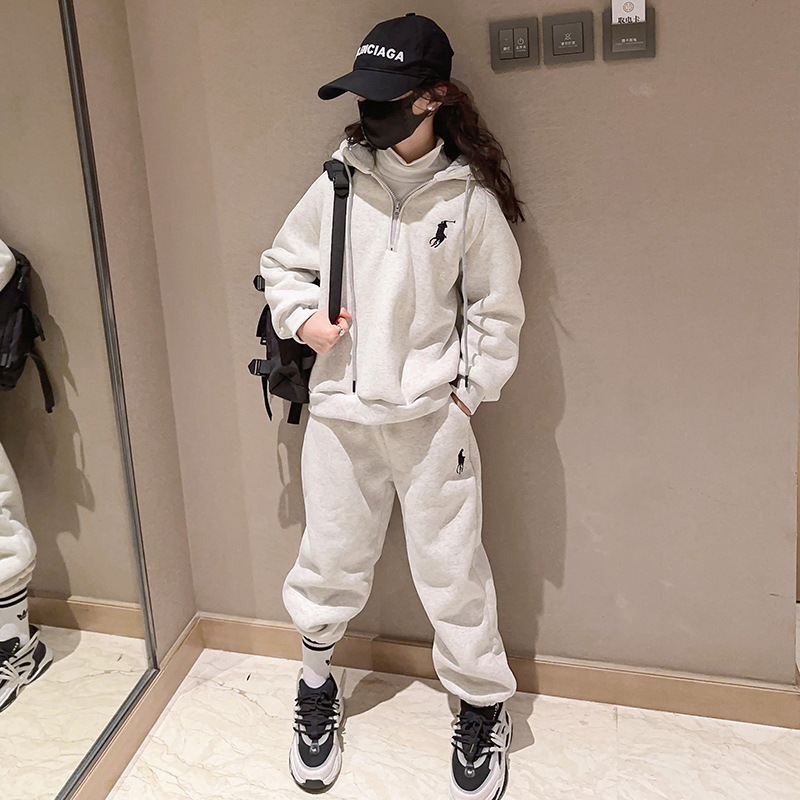 巴拉巴拉恩女童装时髦套装秋冬款2023新款加绒中大童卫衣两件套装