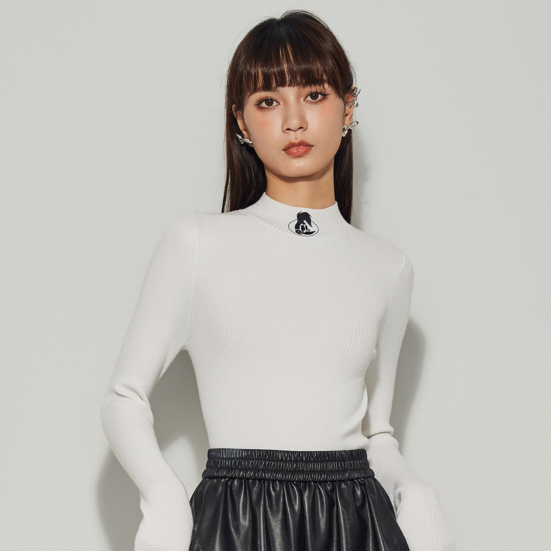 【商场同款】Z11女装秋冬新款半高领印花修身打底针织衫Z21DM121