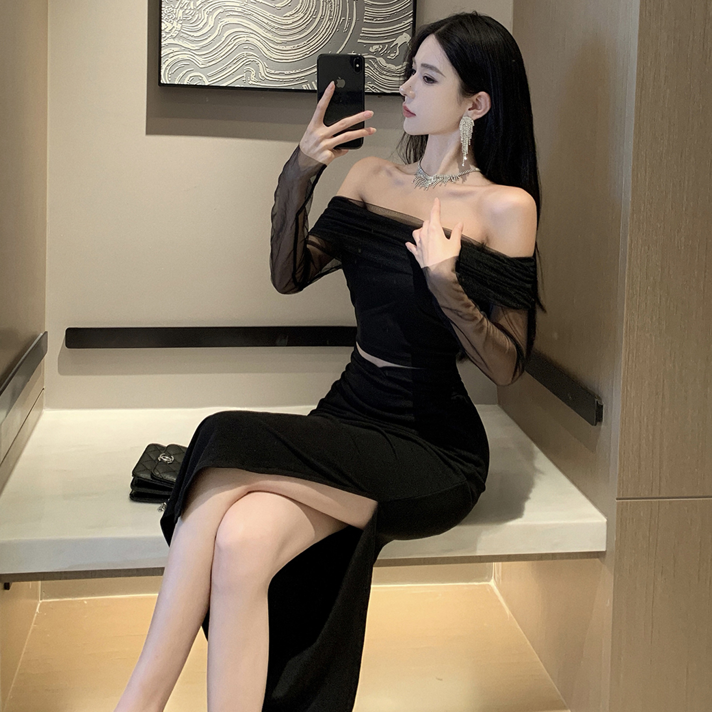 气质时尚网纱一字肩长袖露腰连衣裙子女新款修身显瘦包臀开叉长裙