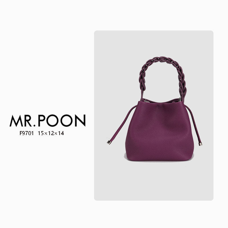 Mr.Poon/潘先生新款冬季斜跨包女士单肩包轻奢水桶包