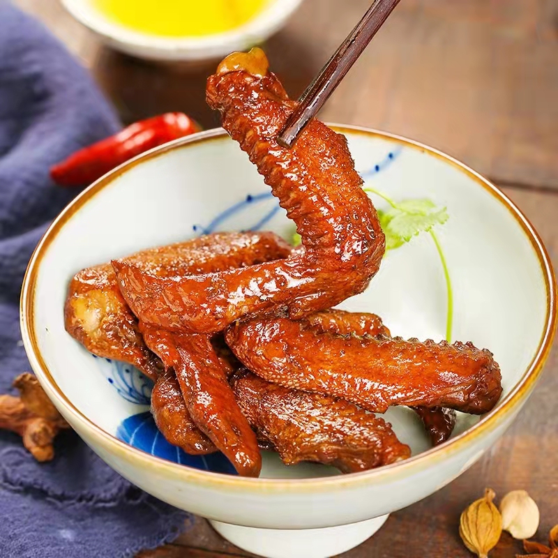 （网红爆款）麻辣鸭翅黑鸭鸭翅肉类小零食香辣味追剧散装解馋