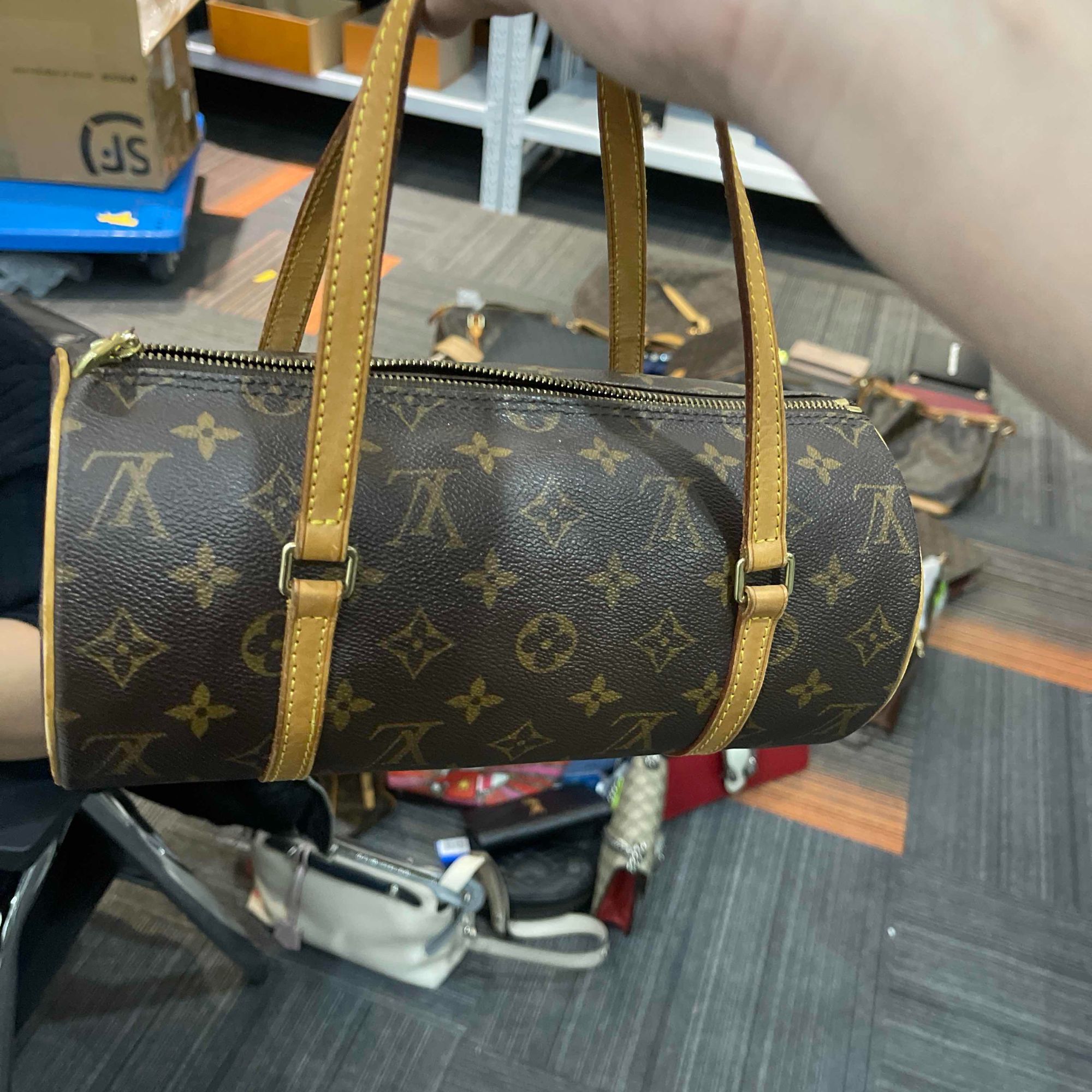 95新 LV 【桔夕李漂亮】B16  LV  巴比龙26黄皮