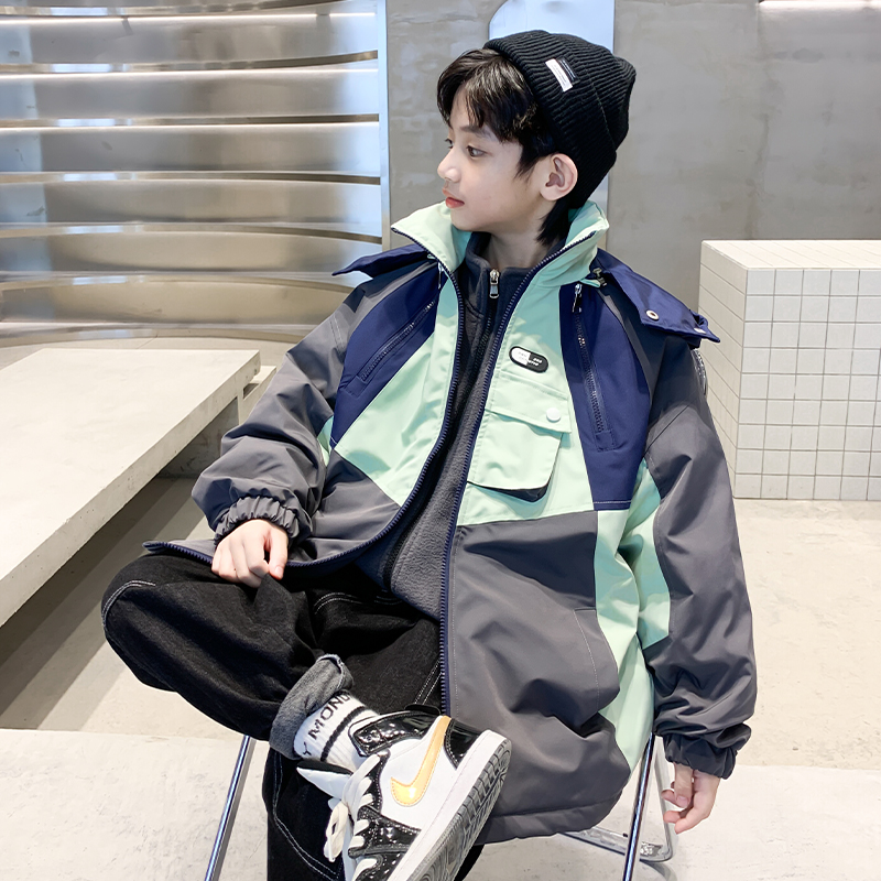 儿童装男童外套2023冬季新款中大童三合一可拆卸加厚韩版冲锋衣潮