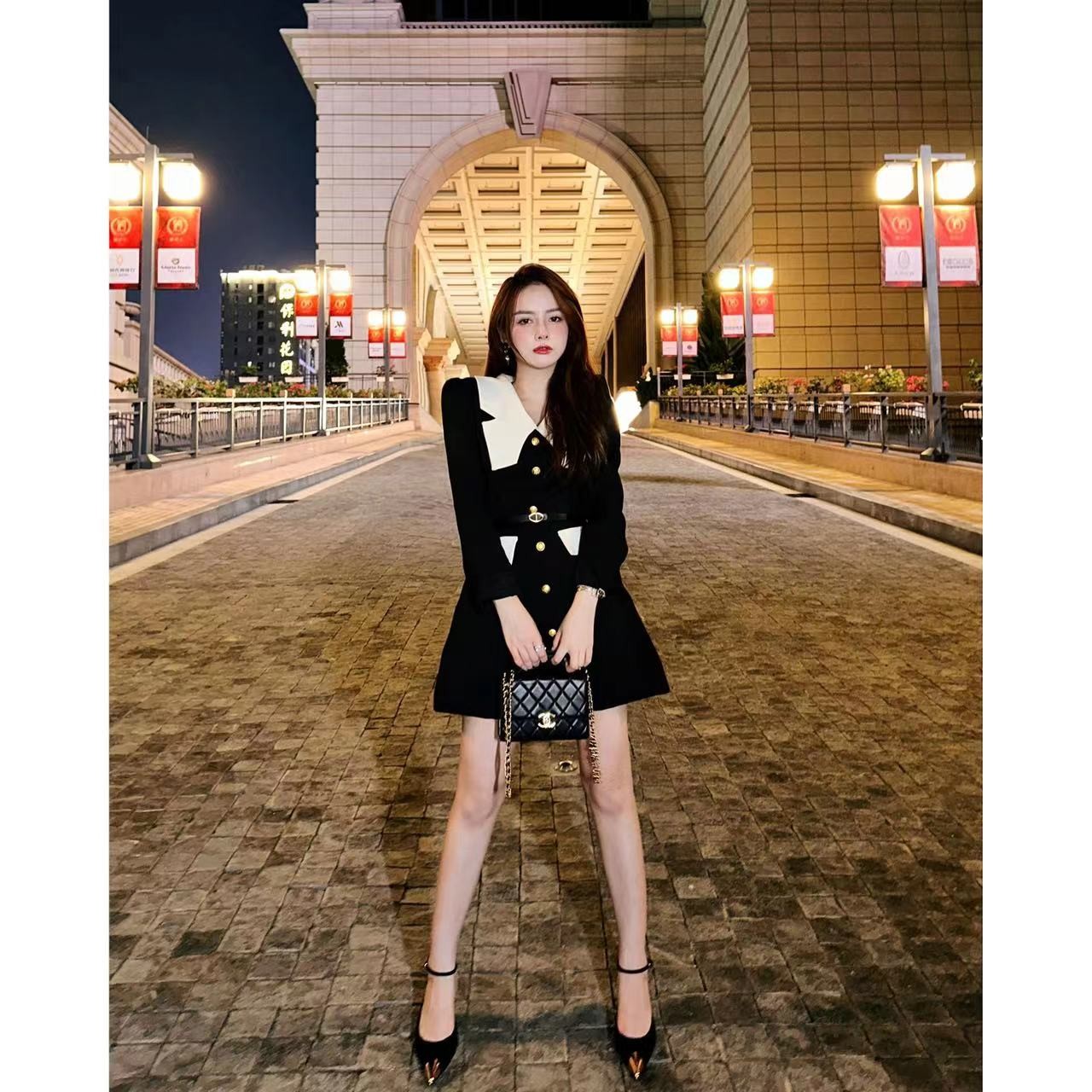 【】森雅婷【伦敦街头】英伦风大女主气场连衣裙