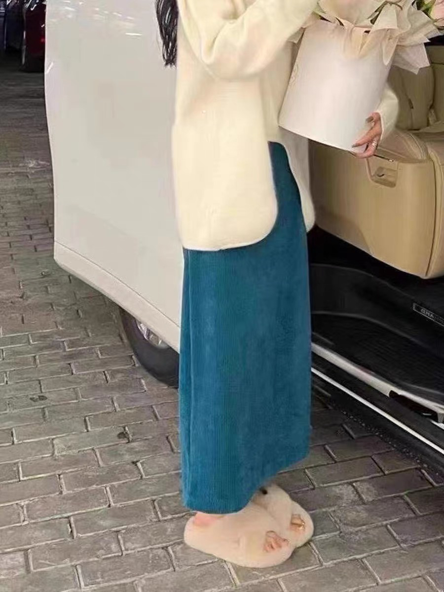 简爱女装 新款高腰显瘦纯色百搭洋气蓝色半身裙 8120