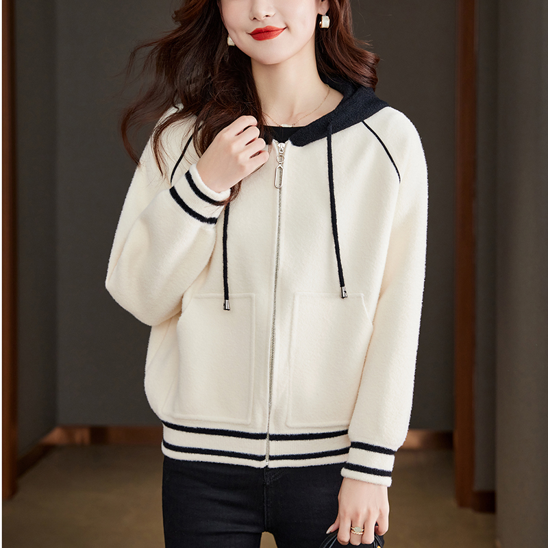 连帽撞色棒球服外套女春秋2024新款宽松休闲毛呢开衫外搭洋气时尚