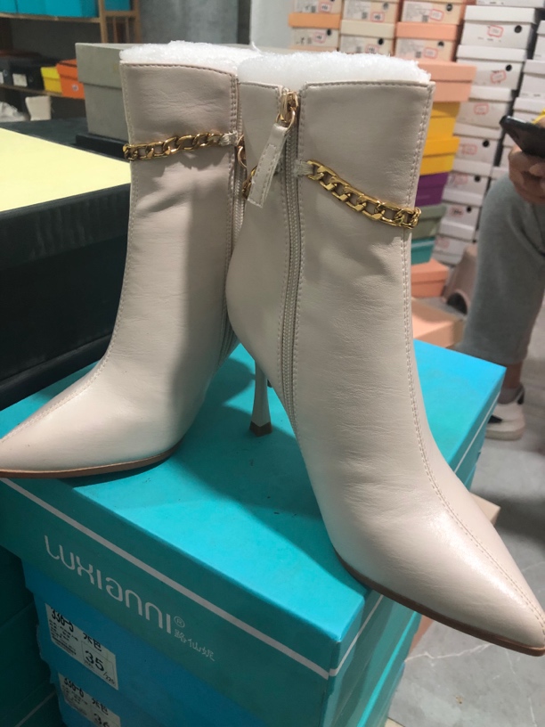 0977时尚高端女鞋