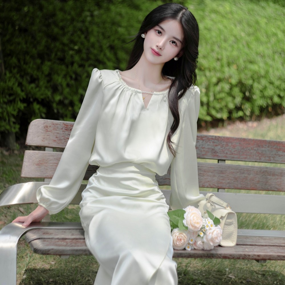 拉夏贝尔2023年秋季新款仙气温柔复古收腰上衣+半裙套装 9595 CZG