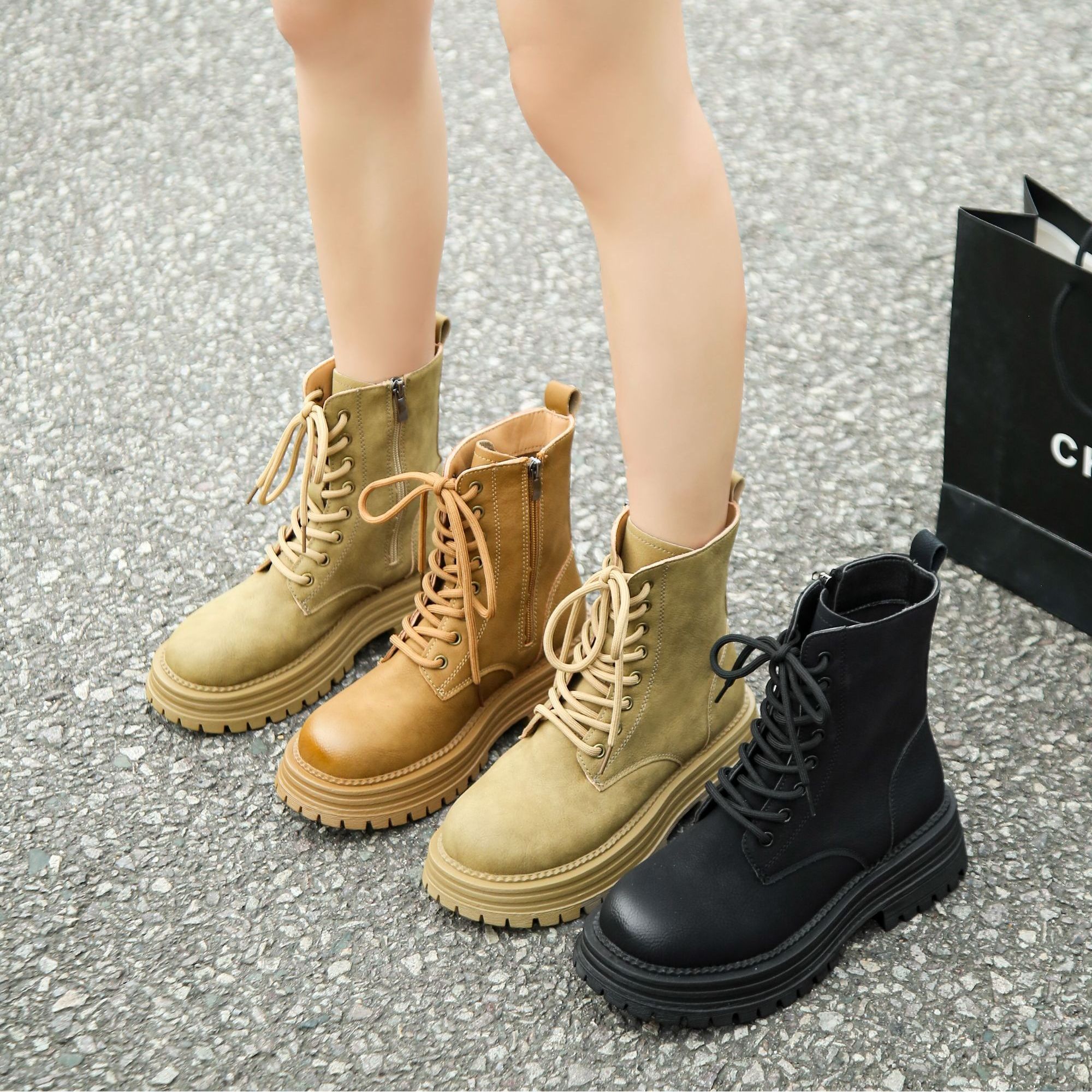 P版秋季新款高帮马丁靴时尚休闲透气显瘦机车风潮流英伦风