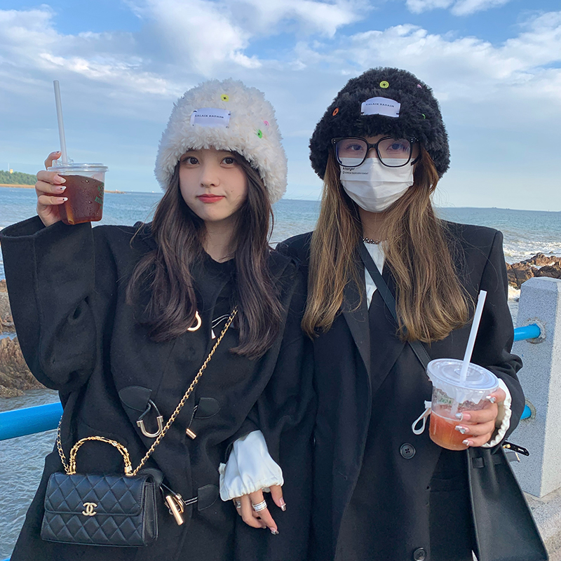 网红同款百搭纽扣毛绒针织帽加厚保暖可爱显脸小毛线帽子女韩版潮