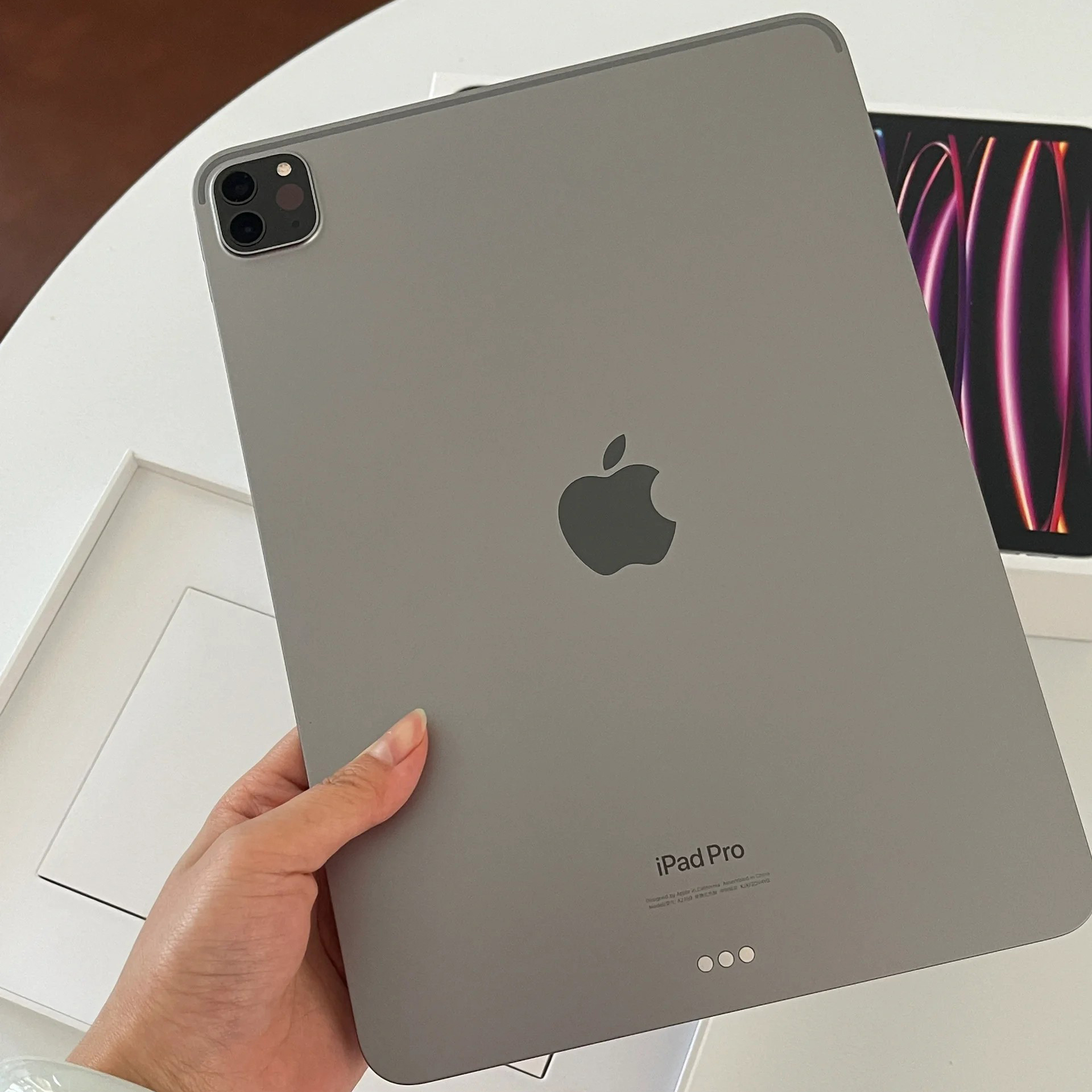 95新 Apple/苹果 ipadpro无线便携科技系统使用上网处理活动充电