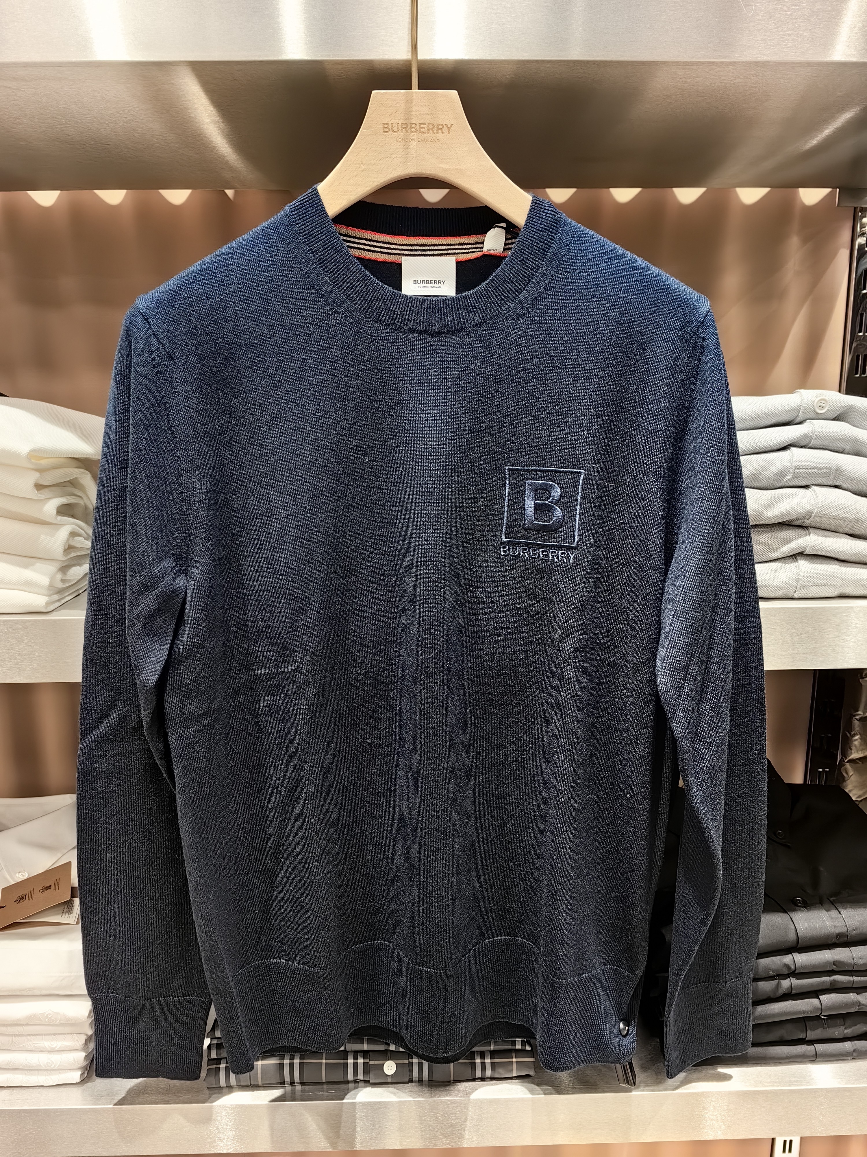 全新未使用 BURBERRY/博柏利 奥莱男款B标羊毛衫毛衣