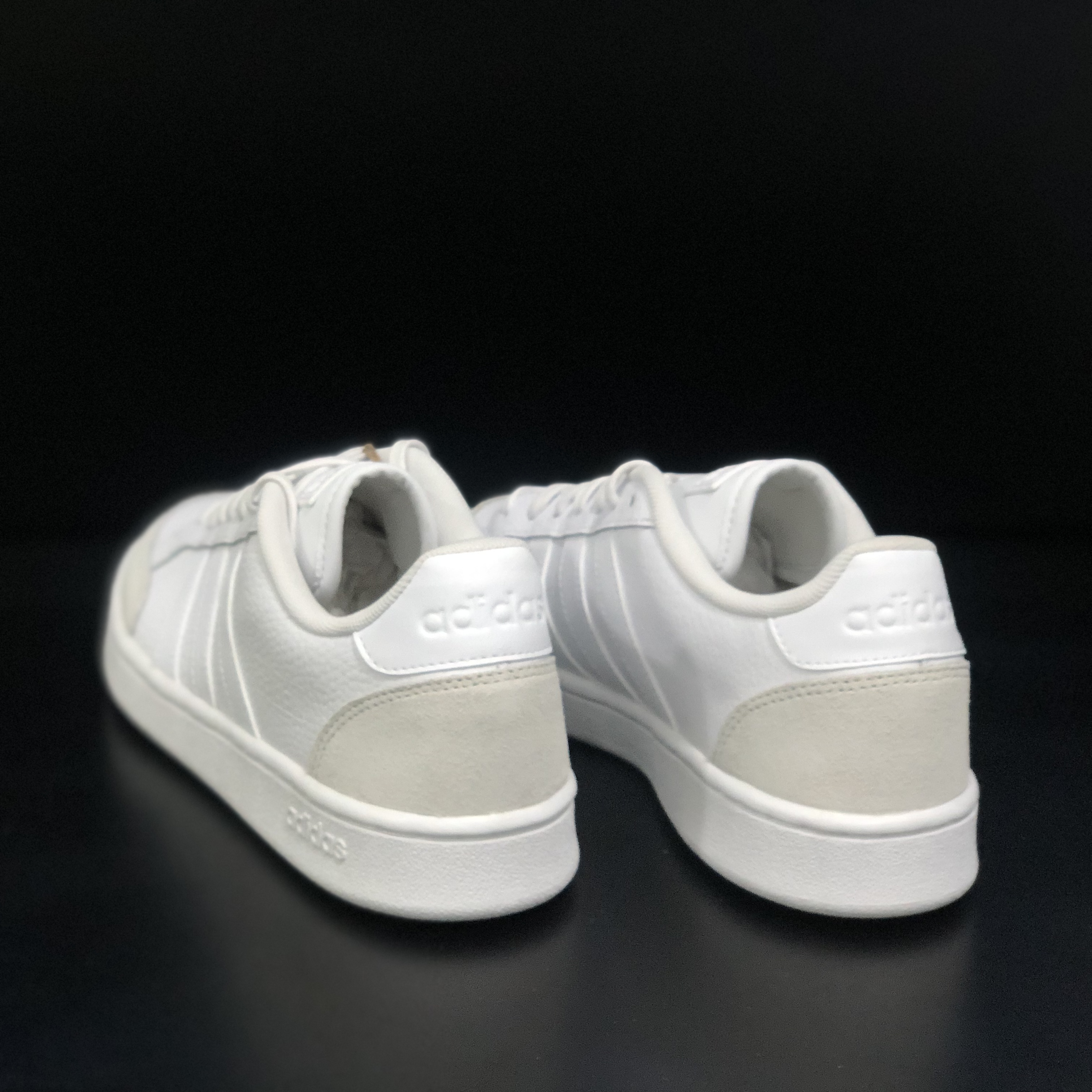 Adidas男士/阿迪达斯男子板鞋轻便运动鞋子低帮透气休闲鞋 FW6689