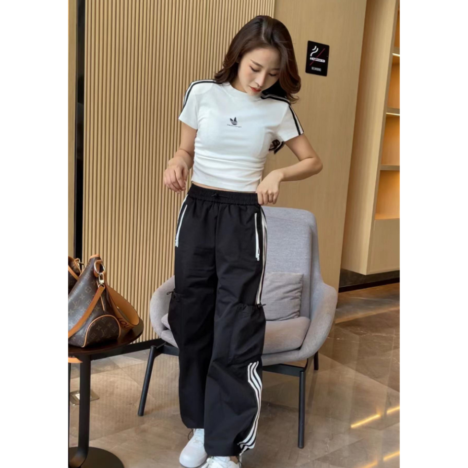 百搭侧边褶皱气质显瘦T恤+时髦洋气抽绳高腰宽松版束脚运动休闲裤