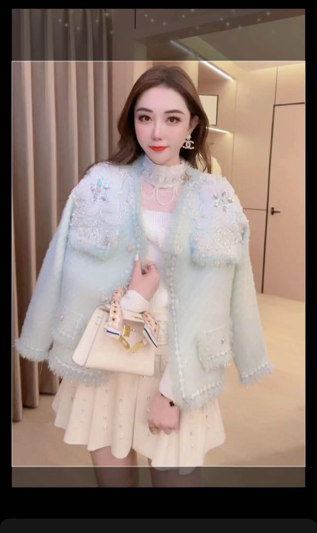 【天鹅堡】气质轻奢花朵重工秋冬加厚洋气水叨叨外套