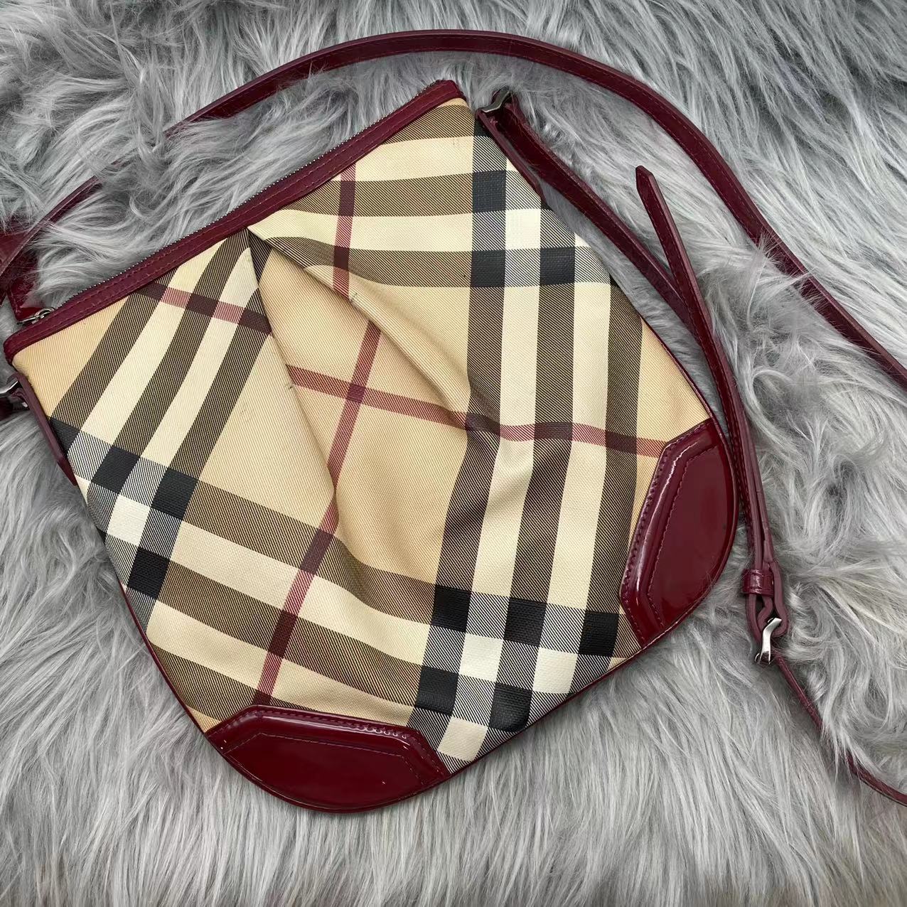 95新 BURBERRY/博柏利 大全中古/蔻驰 鳄纹手提包/FY 140