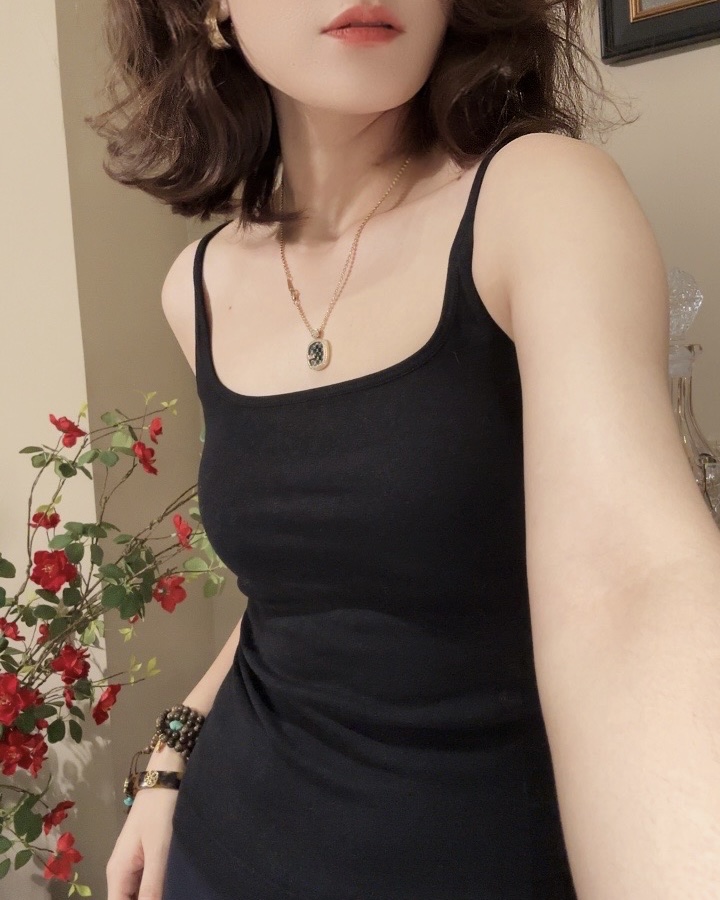 LMXPPJ【裸氨羊毛绒自发热背心】纯色带胸垫一体防走光打底美背2398