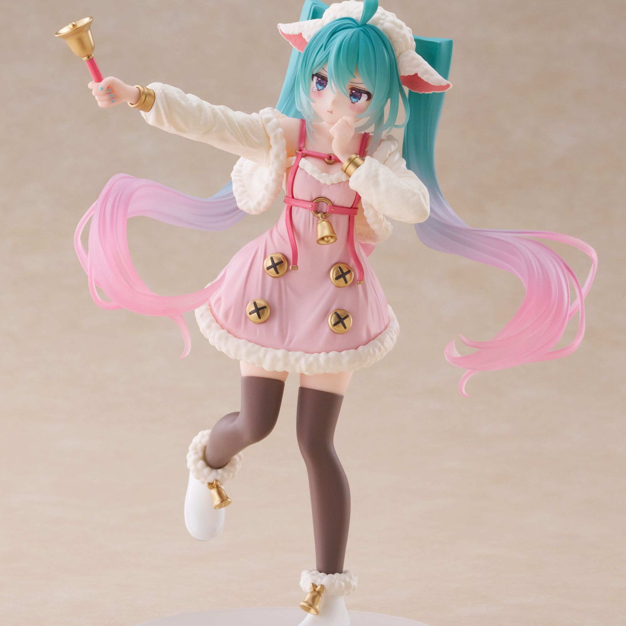 【bilibili】TAITO 初音未来 狼与七只小山羊 Ver. 景品手办