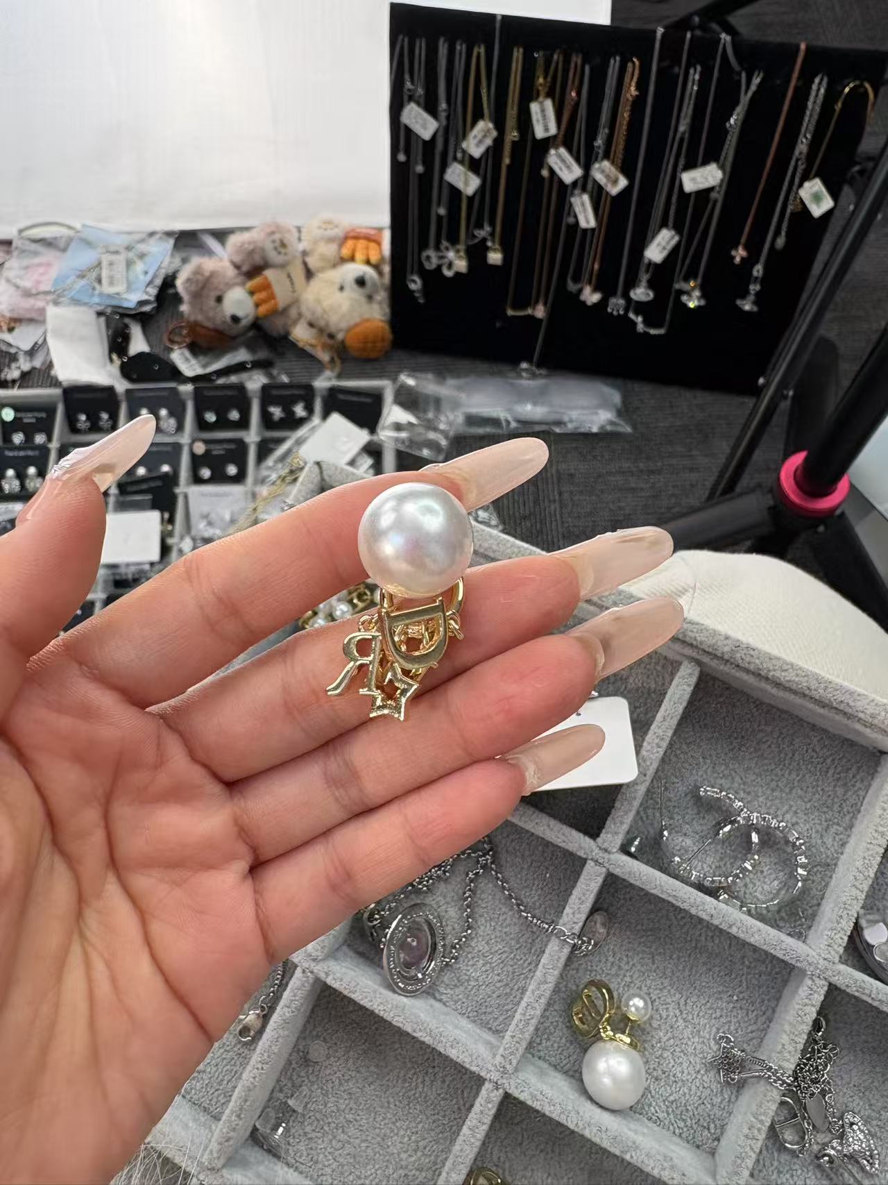 铜合金耳饰 金色DD珠子耳钉