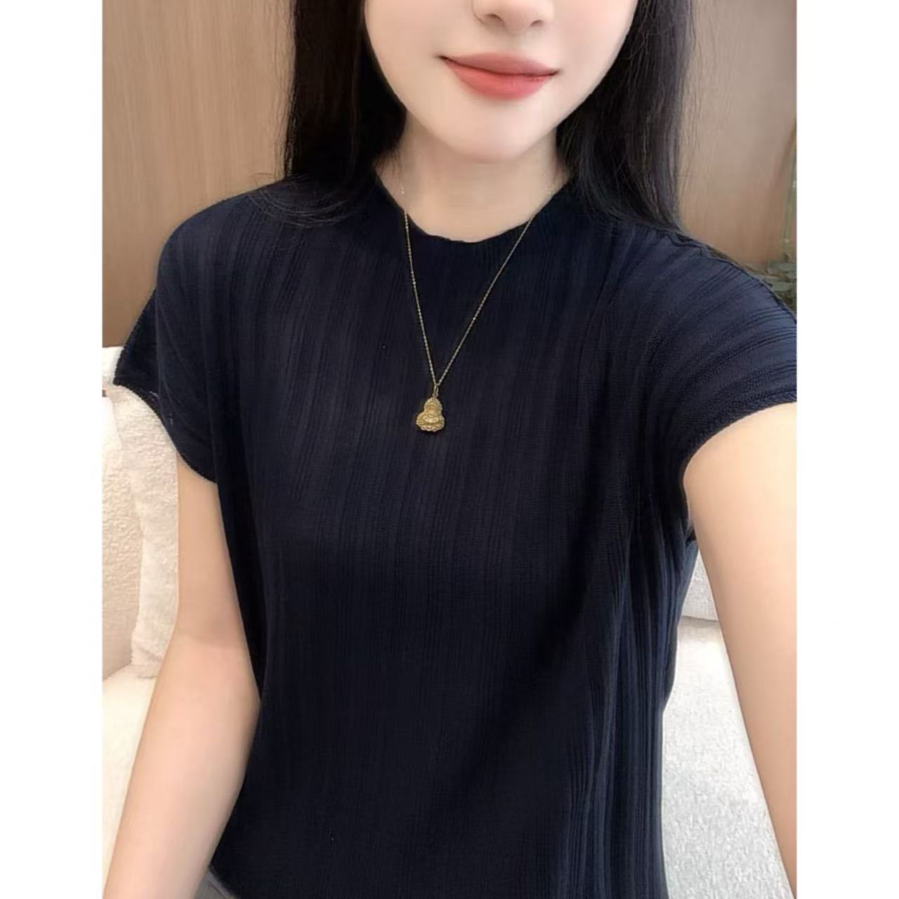 丽丽家~极简藏青飞袖显瘦气质时尚百搭夏季薄款圆领上衣