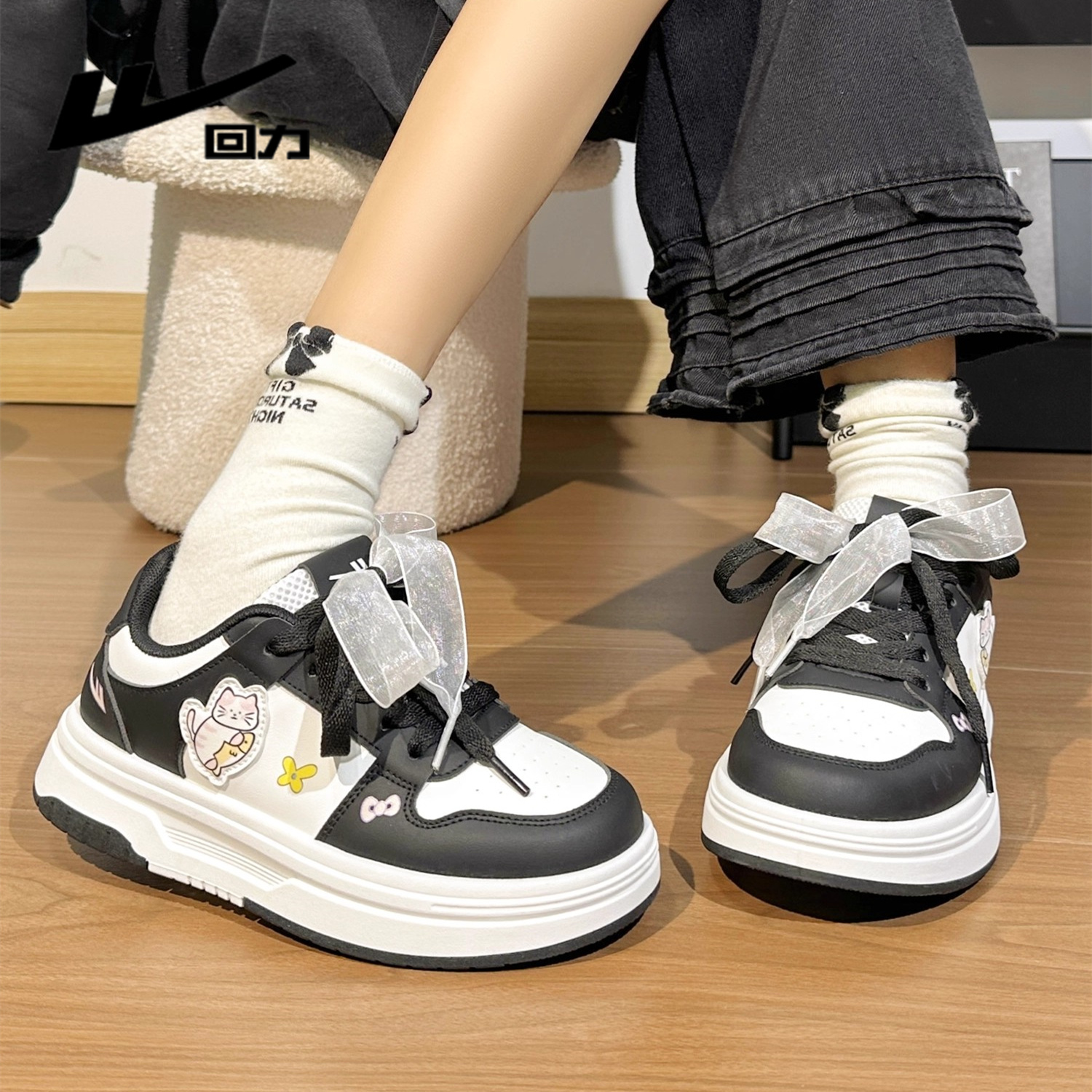 回力卡通小白鞋女2025冬季新款厚底百搭休闲鞋初中生高颜值板鞋女商品图