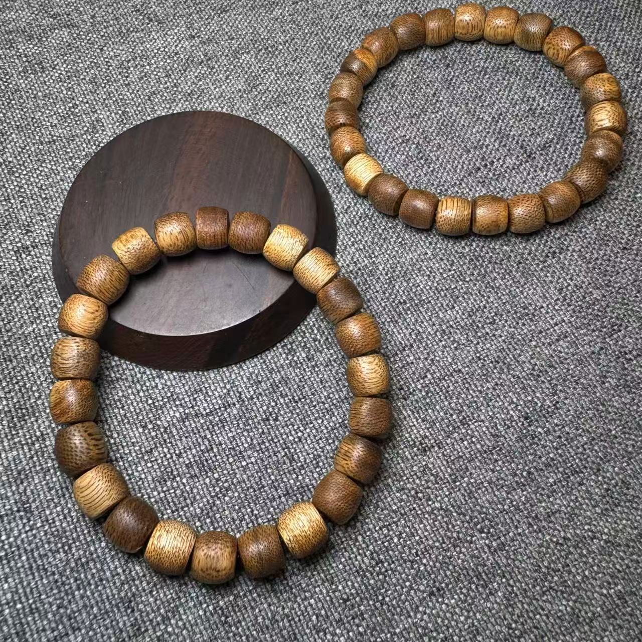 沉香国香8x9mm（奇楠）绿棋楠沉香桶珠手串（多样性发其一）