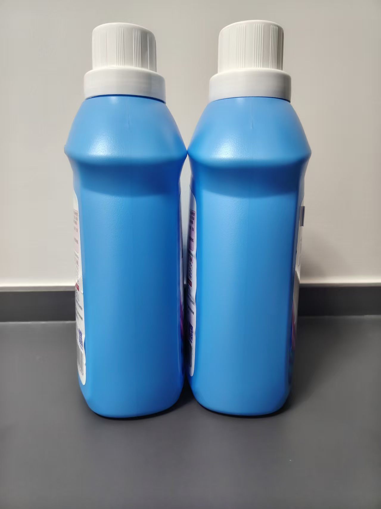 （买一送一）共12斤净清馨薰衣草香薰洗衣液。分开发货，两个包裹