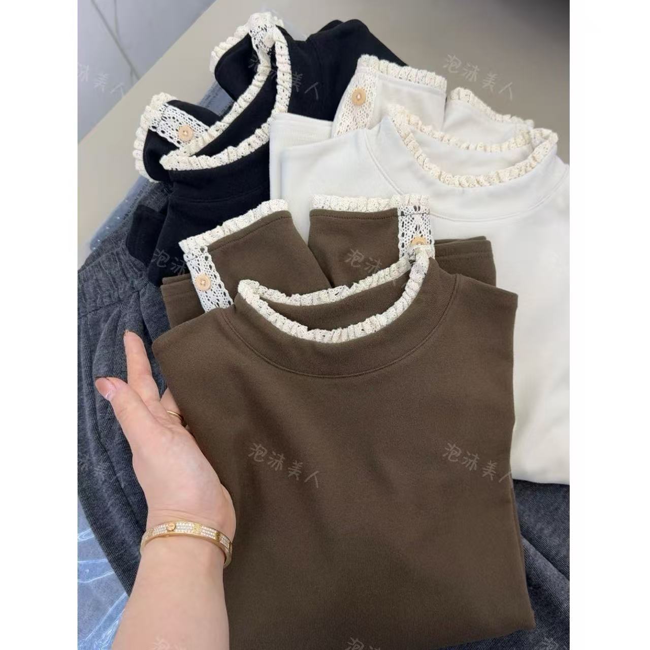 慕斯绒花边蕾丝」保暖搭配神器！秋冬可外穿绒感加厚内搭高级感上衣