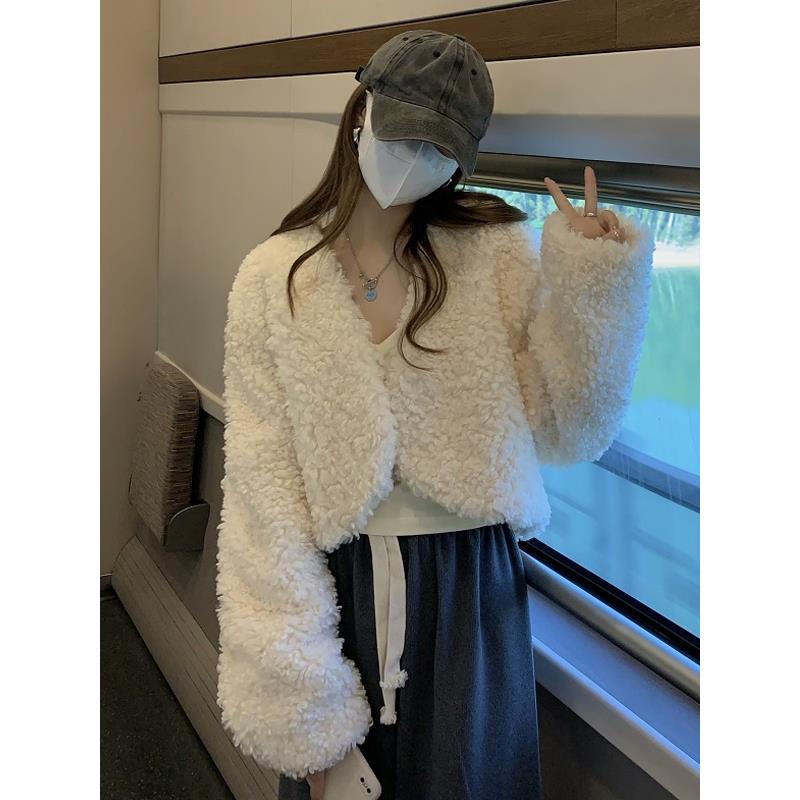 赫本风棉服羔短款外套女秋冬季2023新款高级感小个子加厚加绒棉服