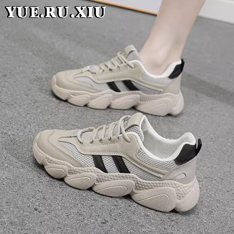 红蜻蜓牌女鞋新款2023新款秋季款运动鞋女轻便跑步超轻休闲老爹鞋