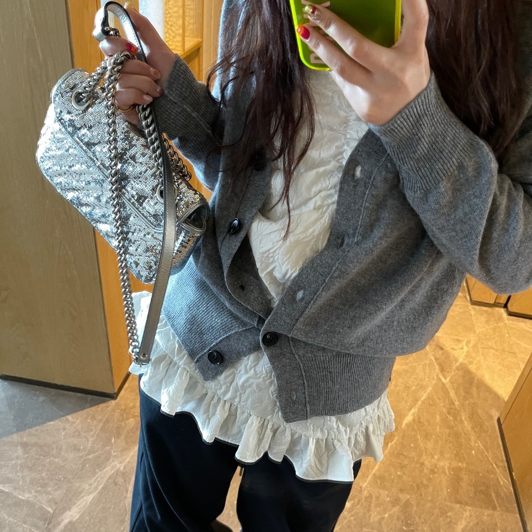 【BORAKOO】【现货】灰色针织高级小羊开衫