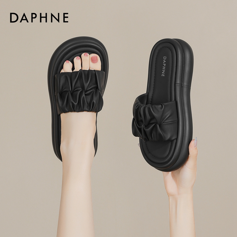 达芙妮一字拖2024新款夏季透气洋气高端上档次爆款女鞋子时尚百搭