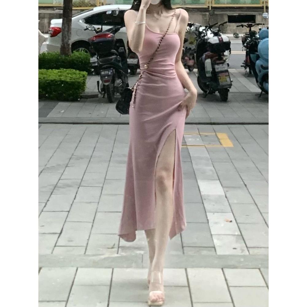 粉色吊带连衣裙子女修身气质法式鱼尾开叉纯欲甜辣妹包臀长裙夏季