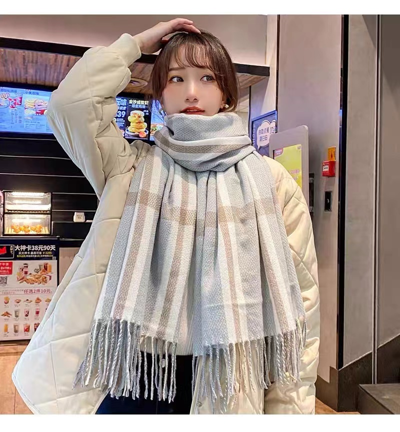 围巾秋冬女士韩版格子加长款保暖披肩时尚流苏围脖披巾百搭1028