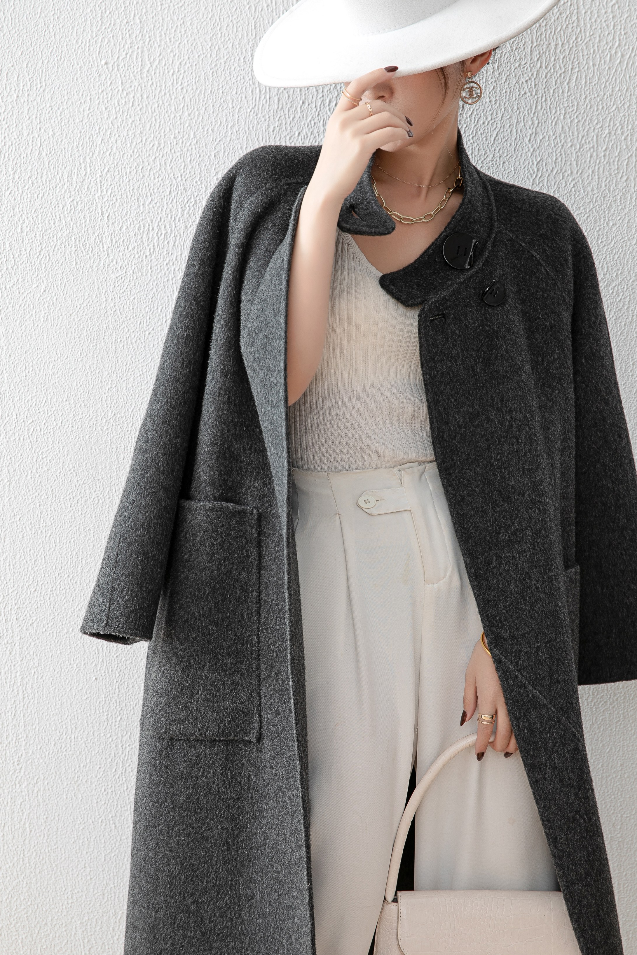 赫本风双面毛呢大衣女中长款秋冬感立领毛呢外套23690