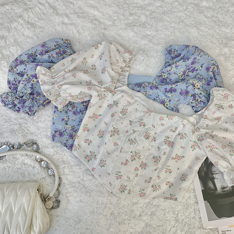 XINYI「邂逅花园」方领碎花小衫XE221053