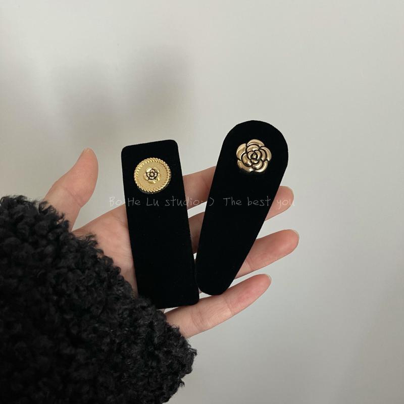 山茶花丝绒BB夹夹子质感发饰碎发侧边气质百搭前额ins设计2023