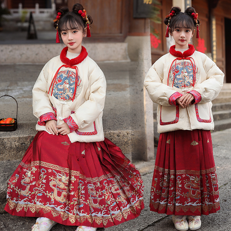 女童中国风马面裙套装2024新款汉服中大童古风棉衣红色喜庆拜年服