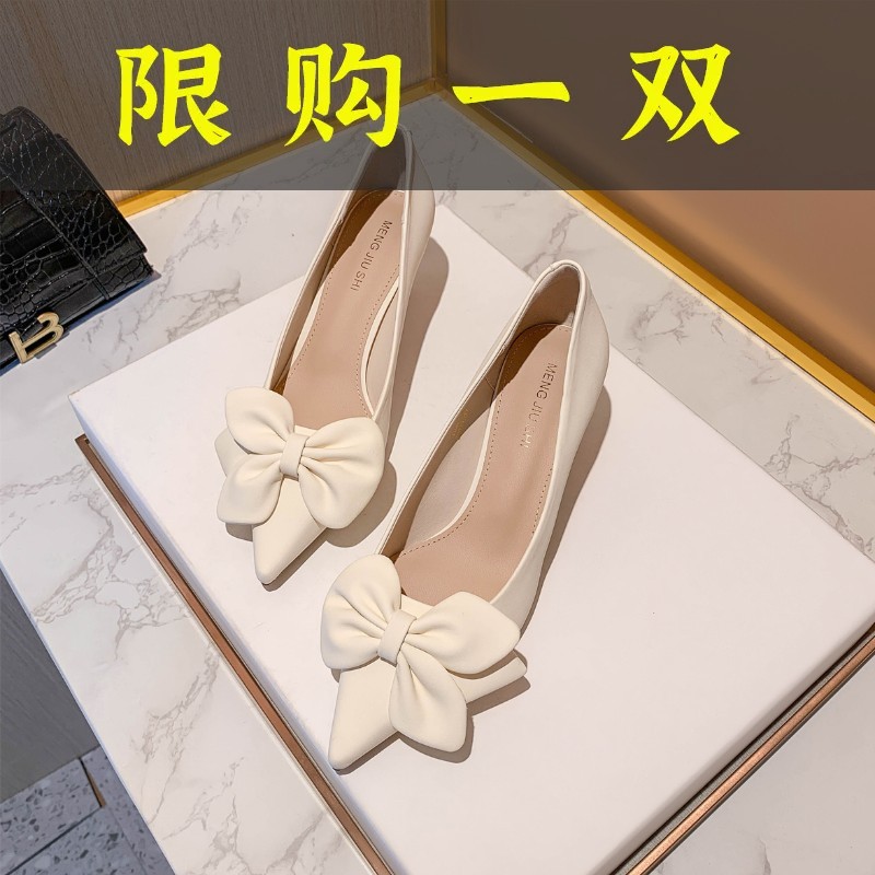 红蜻蜓牌细跟小高跟鞋女2023年春季新款法式软皮白色蝴蝶结中跟