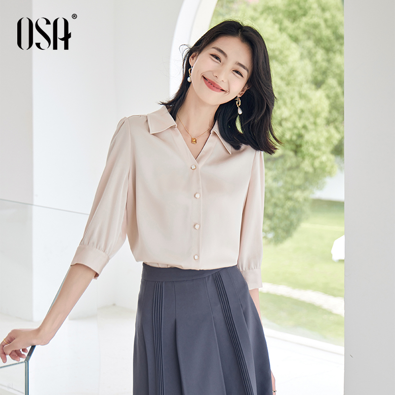 OSA/欧莎【职场千金】法式缎面七分袖衬衫女气质显瘦V领S123C12001
